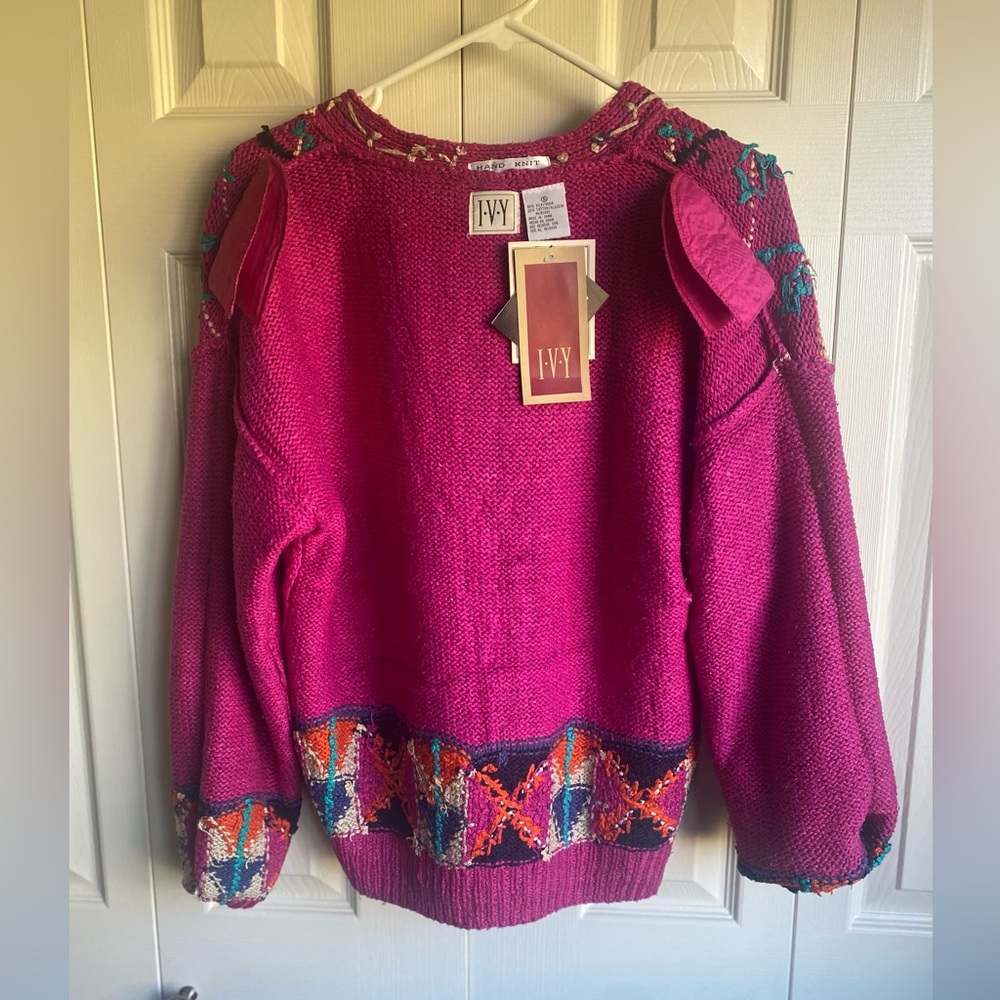 NWT Hand Knit Vintage style Silk Blend Patterned V-Neck Cardigan Size M - Picture 11 of 12